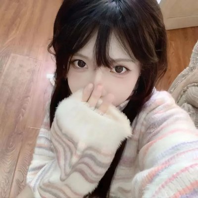 劳拉·马尔斯的眼睛